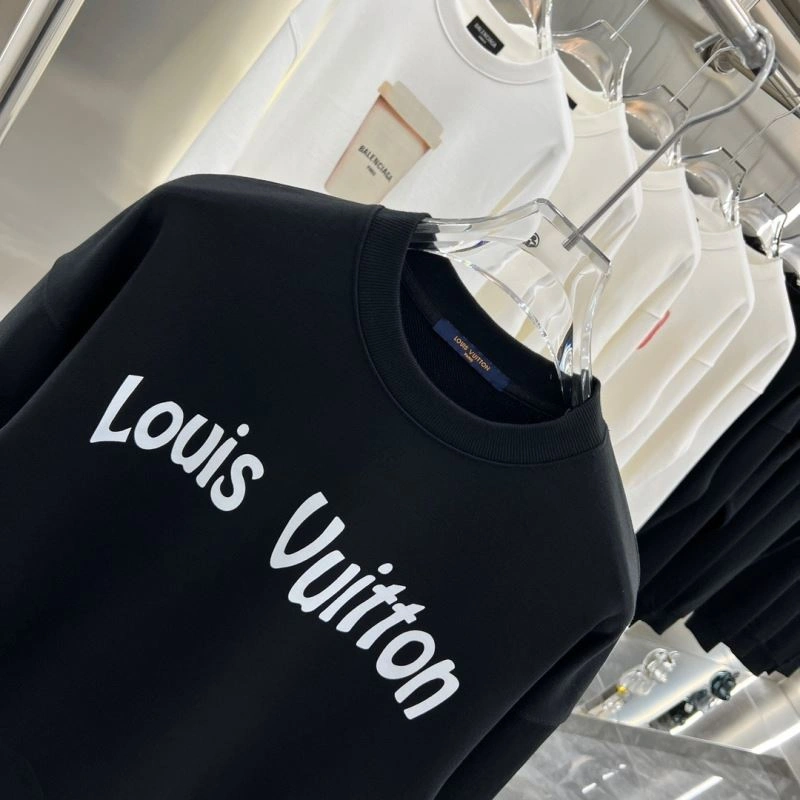 Bold Louis Vuitton Hoodies 137942