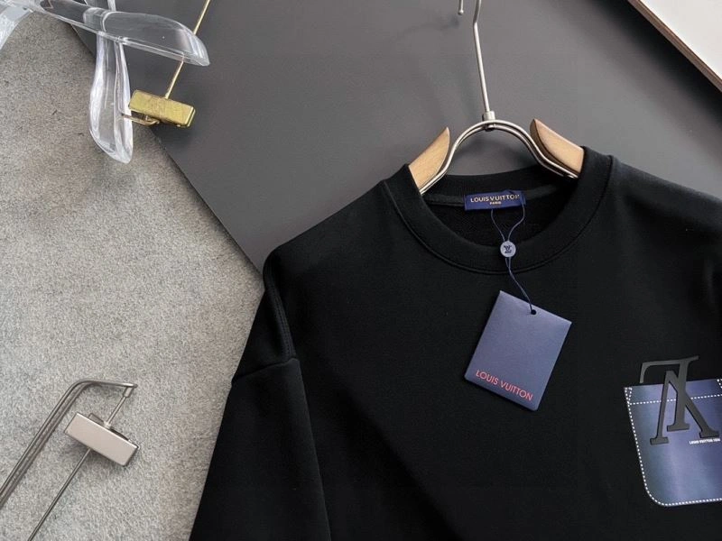 Louis Vuitton Hoodies EasyMatch 136045