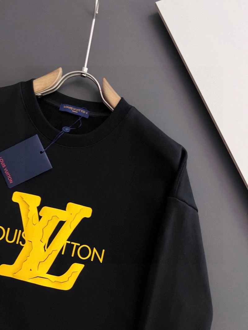 Louis Vuitton Hoodies Fashionable 135154
