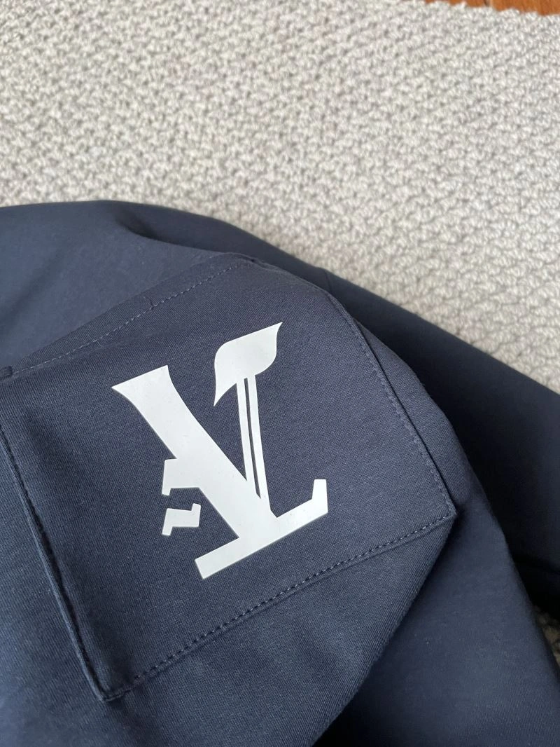 Bold Louis Vuitton Hoodies 135172