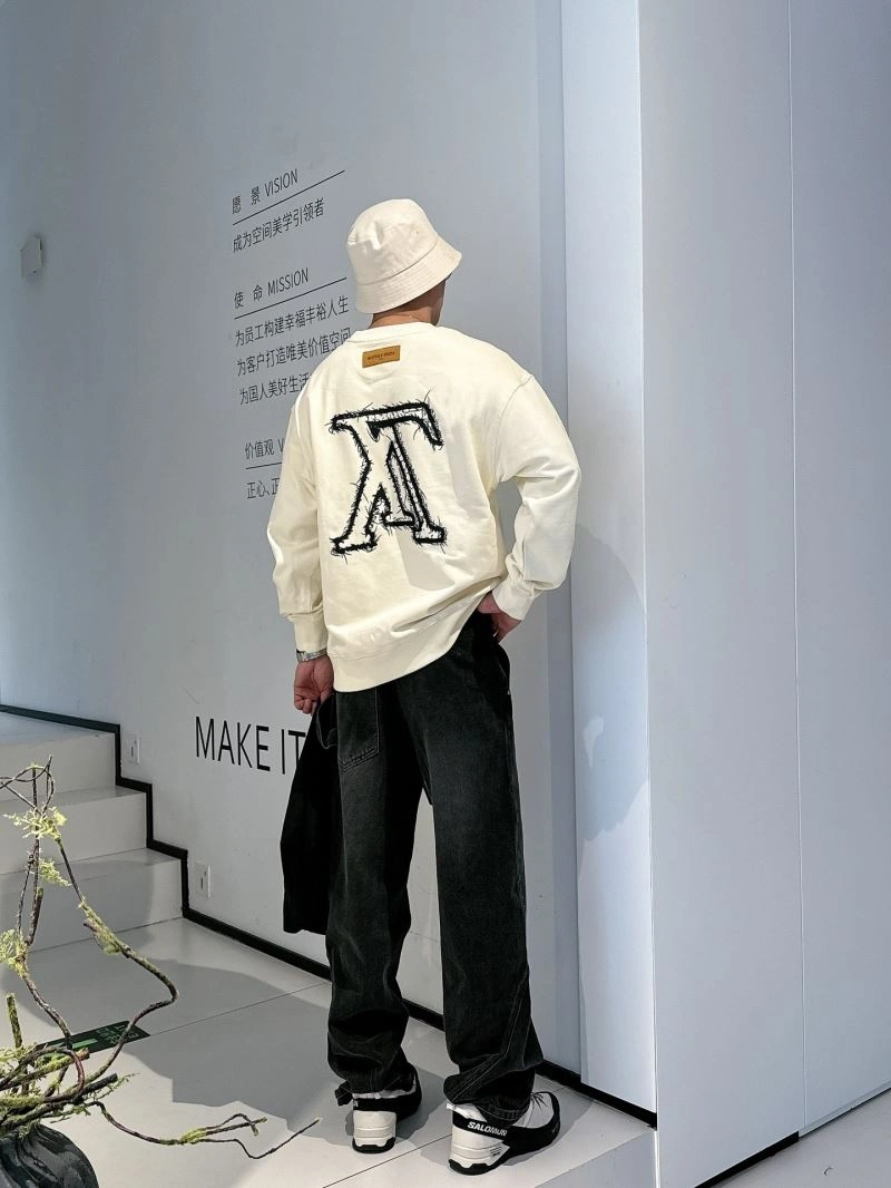 Louis Vuitton Hoodies SmoothTexture 134121