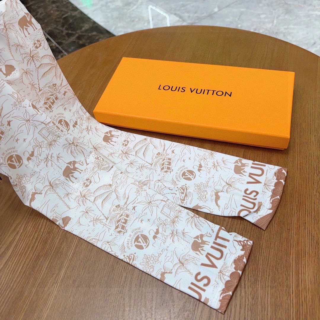 MultiPurpose Louis Vuitton Ice Silk Sleeves 264957