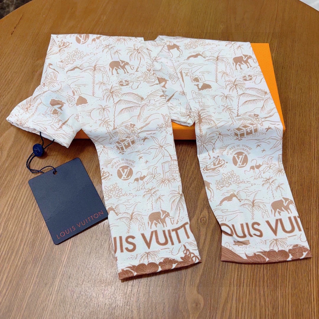 MultiPurpose Louis Vuitton Ice Silk Sleeves 264957