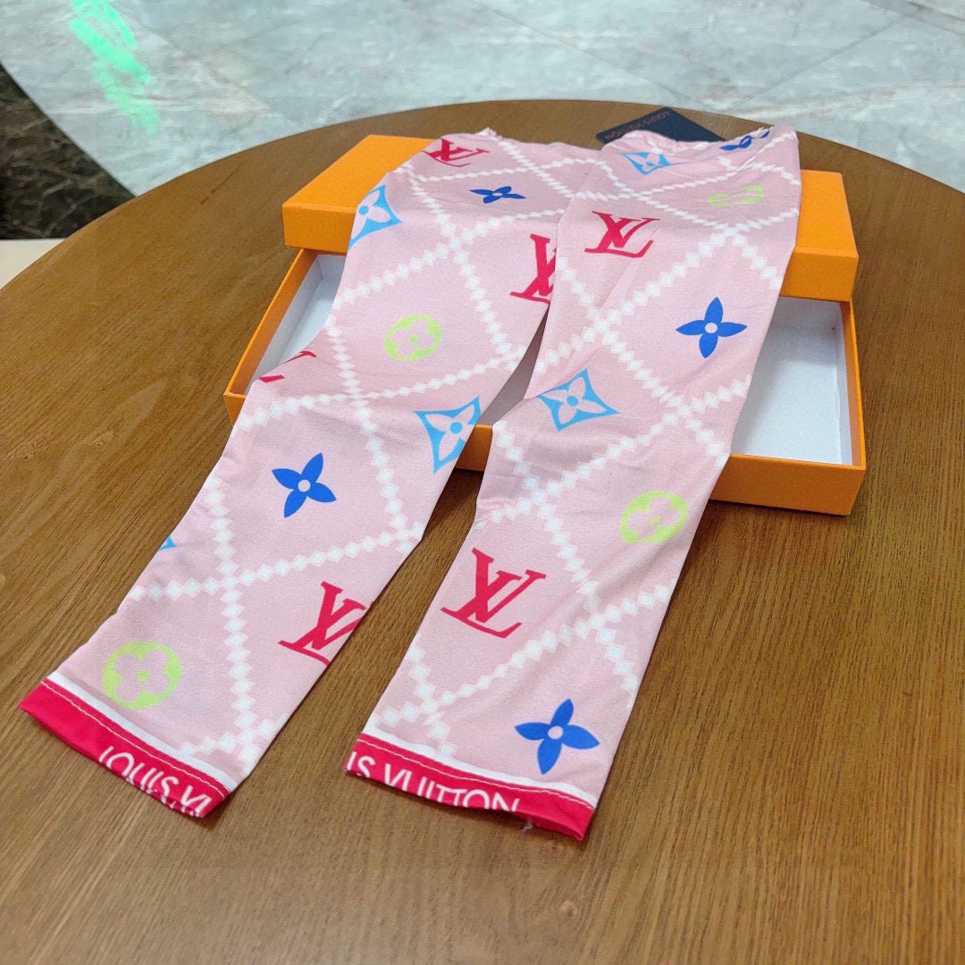 Thermal Louis Vuitton Ice Silk Sleeves 264935