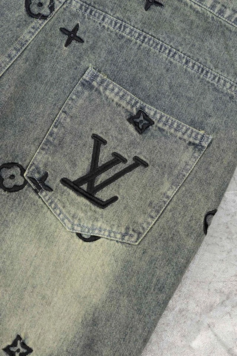 Sophisticated Louis Vuitton Jeans 138835