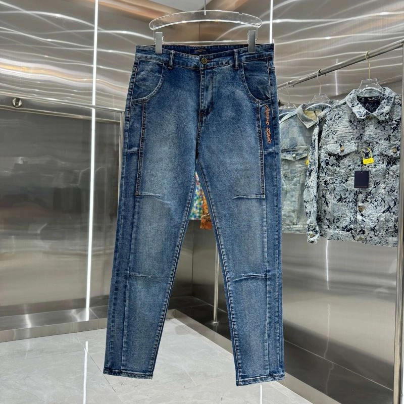 Seasonal Louis Vuitton Jeans 132174