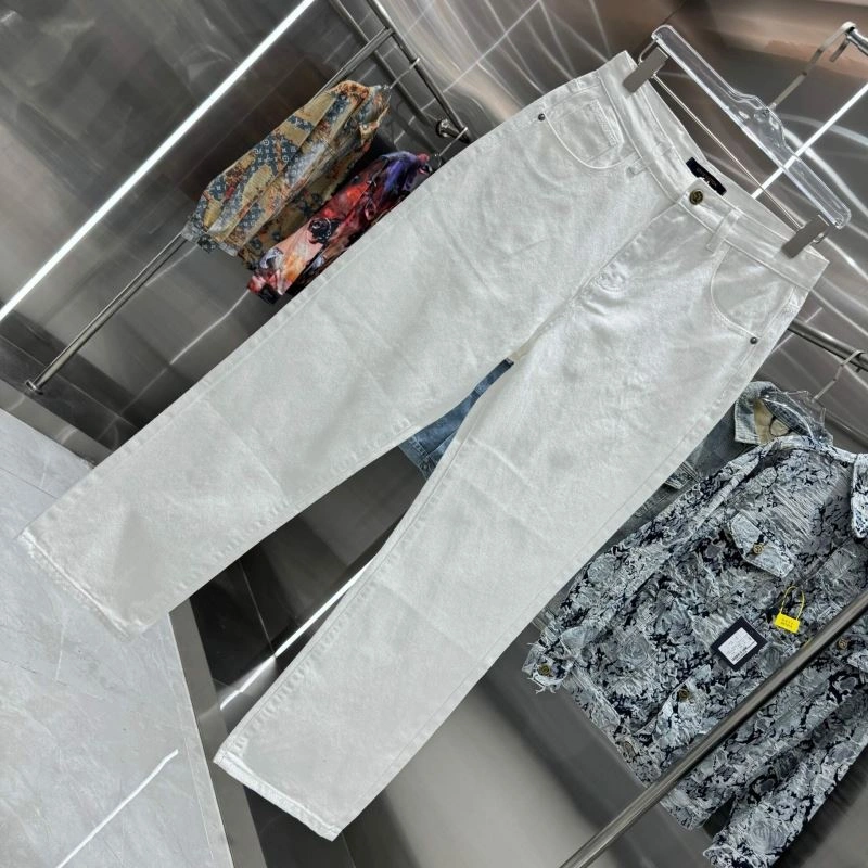 WaterResistant Louis Vuitton Jeans 132184