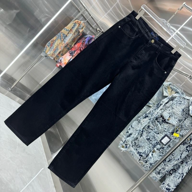 WaterResistant Louis Vuitton Jeans 132184