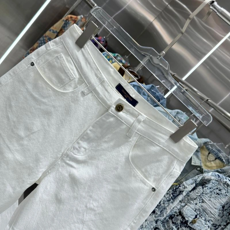 WaterResistant Louis Vuitton Jeans 132184
