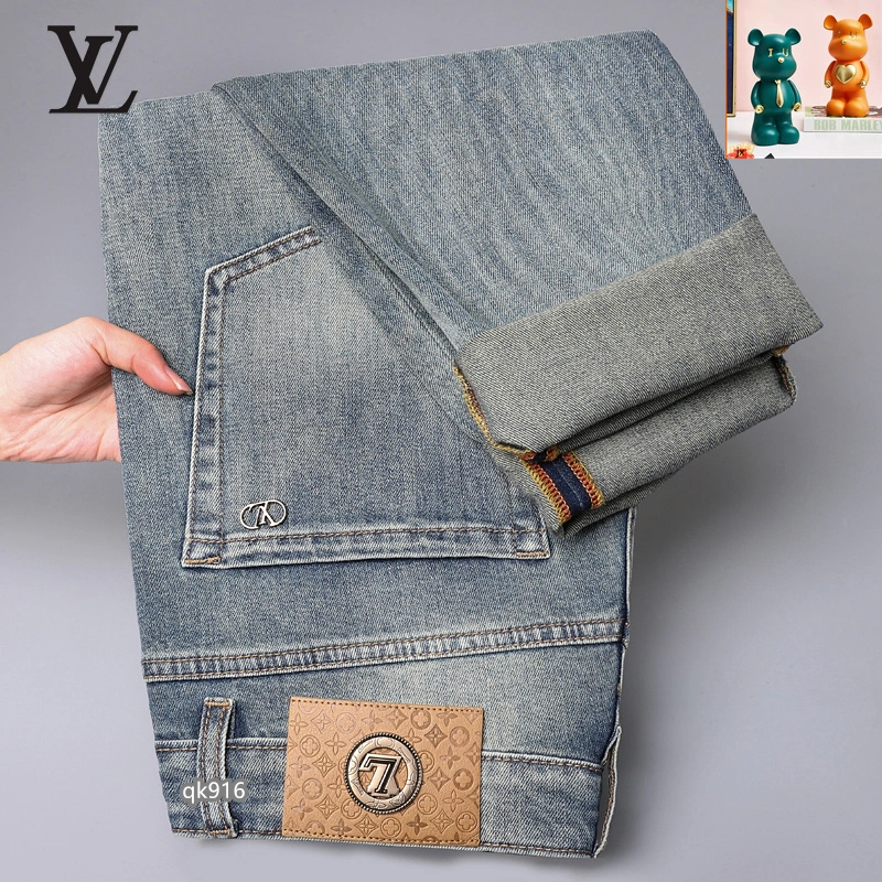 ModernLook Louis Vuitton Jeans 132104