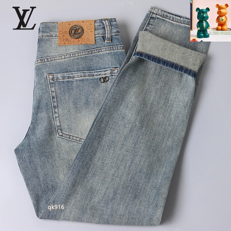 ModernLook Louis Vuitton Jeans 132104