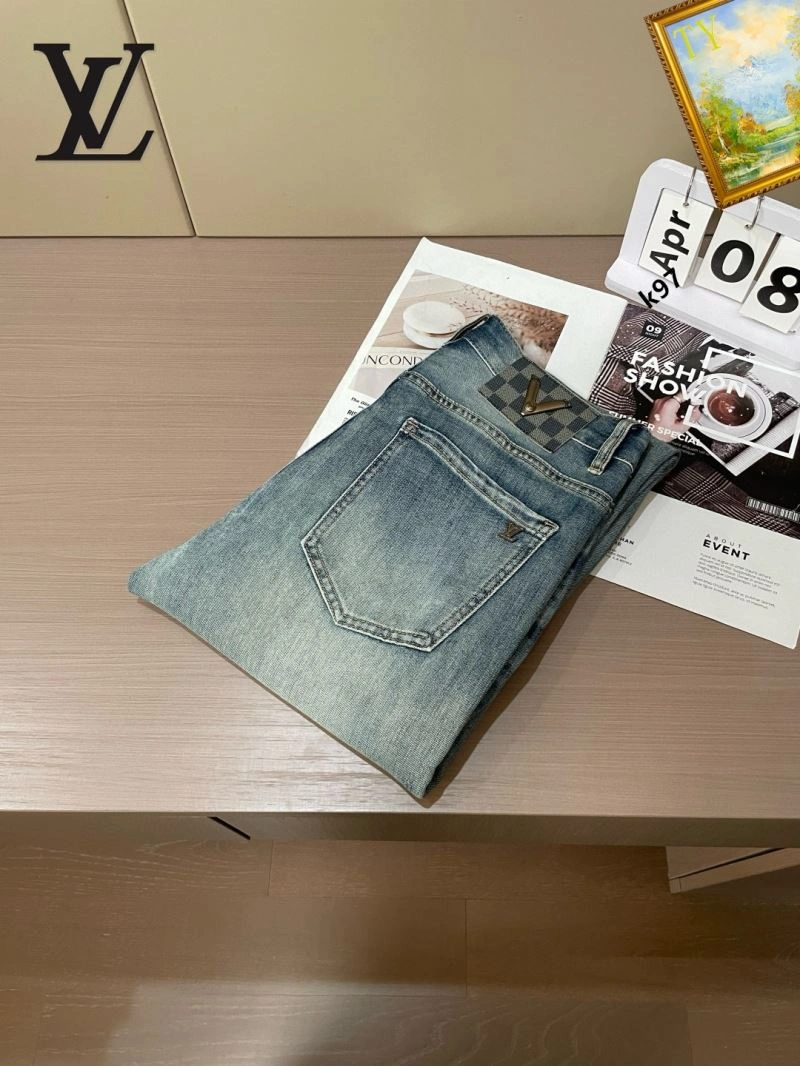 Modern Louis Vuitton Jeans 132072