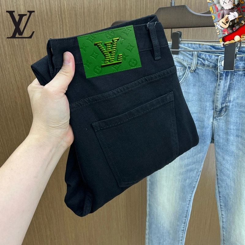 WaterResistant Louis Vuitton Jeans 132064