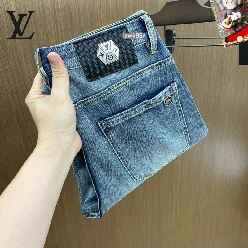 Unisex Louis Vuitton Jeans 132066