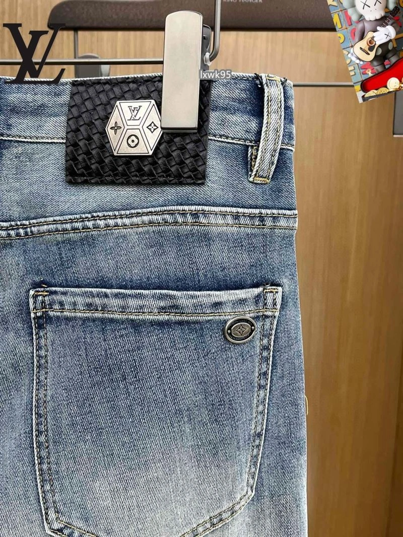 Unisex Louis Vuitton Jeans 132066