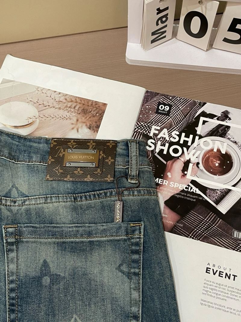Louis Vuitton Jeans Contemporary 132056