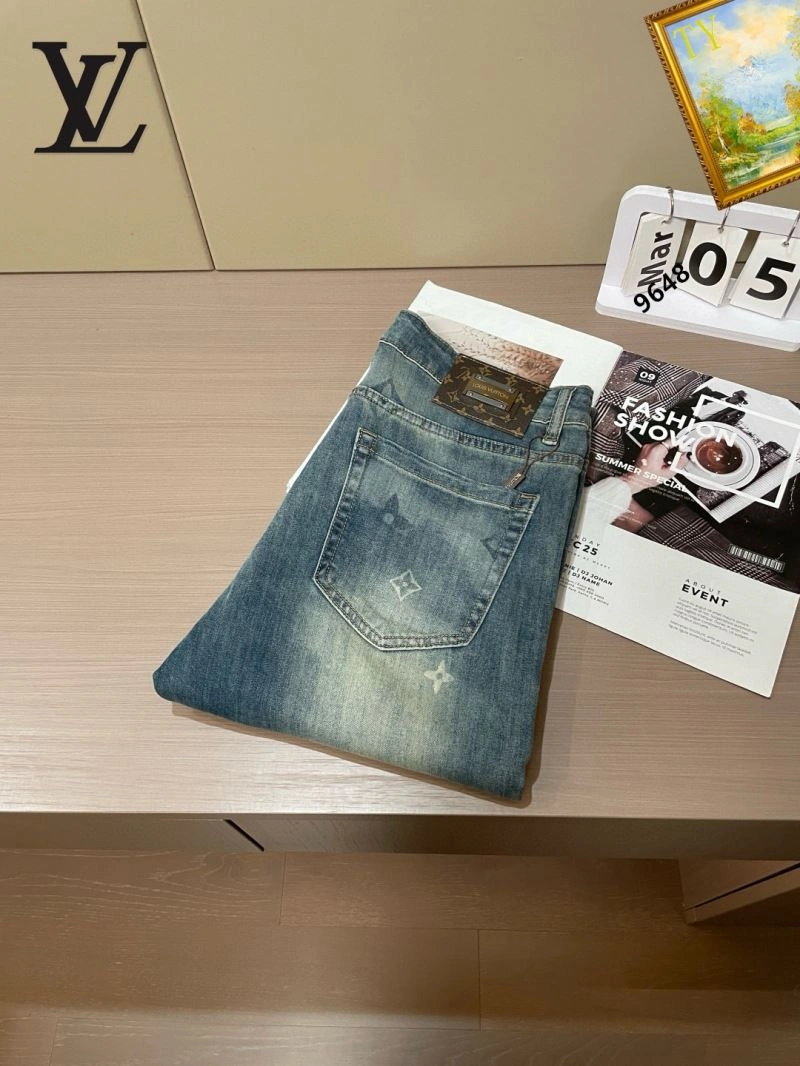 Louis Vuitton Jeans Contemporary 132056