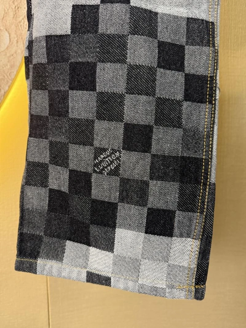 Louis Vuitton Jeans ModernLook 138768