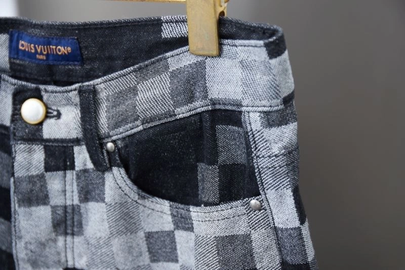 Louis Vuitton Jeans Sustainable 138752