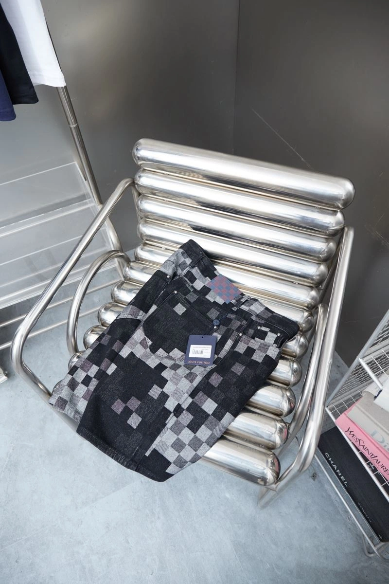 Louis Vuitton Jeans Sustainable 138752
