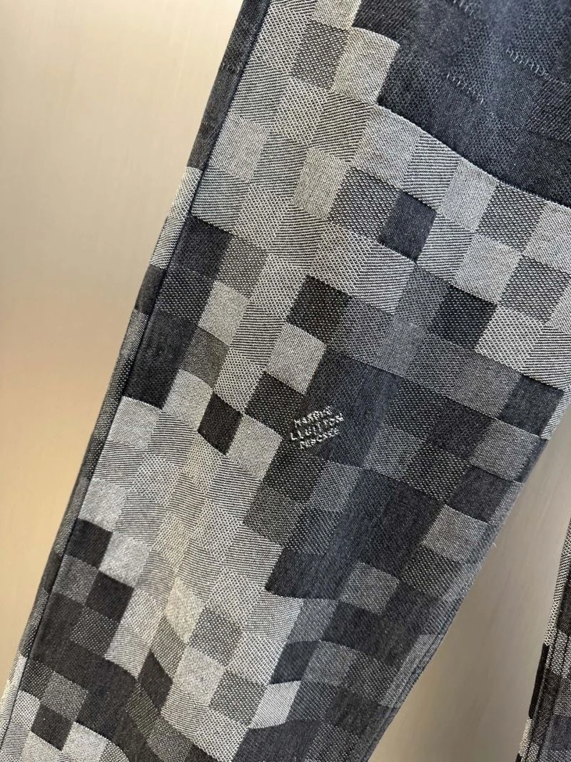 MultiPurpose Louis Vuitton Jeans 138762