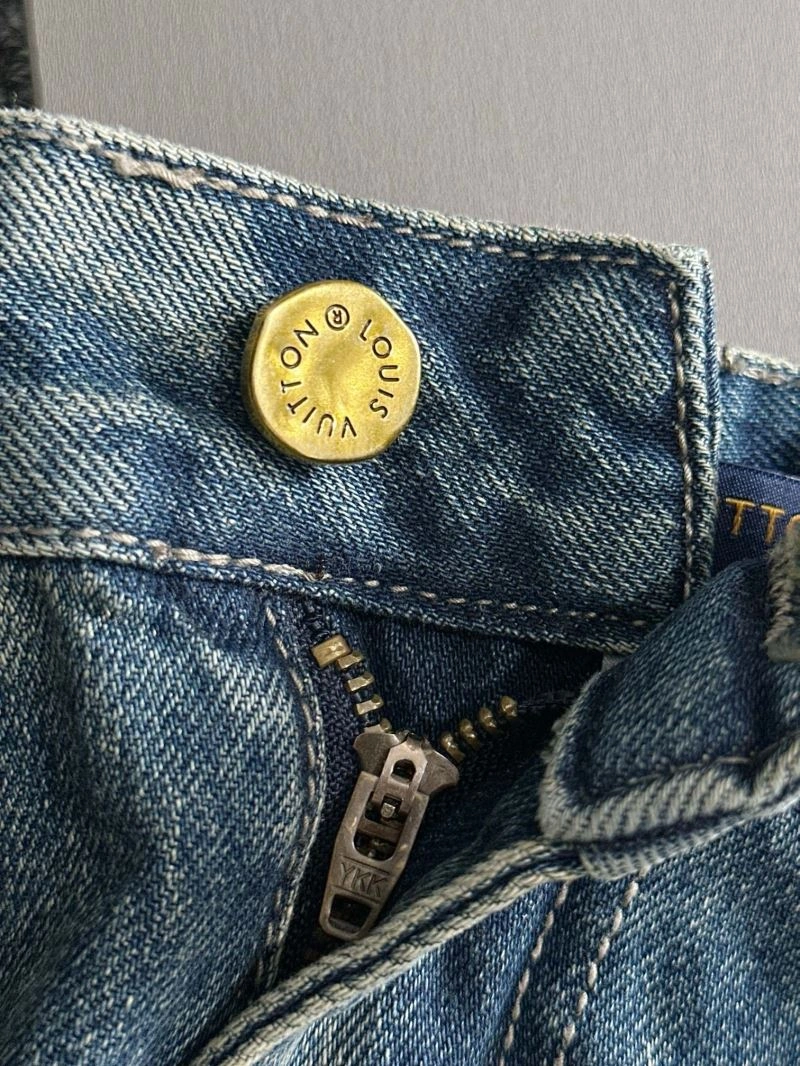 Contemporary Louis Vuitton Jeans 138749