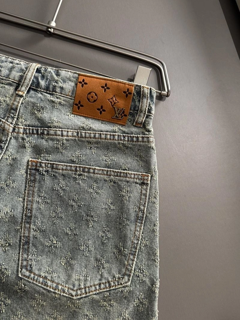 Louis Vuitton Jeans FashionForward 138751
