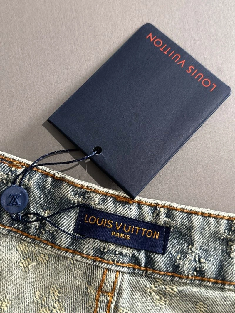 Louis Vuitton Jeans FashionForward 138751