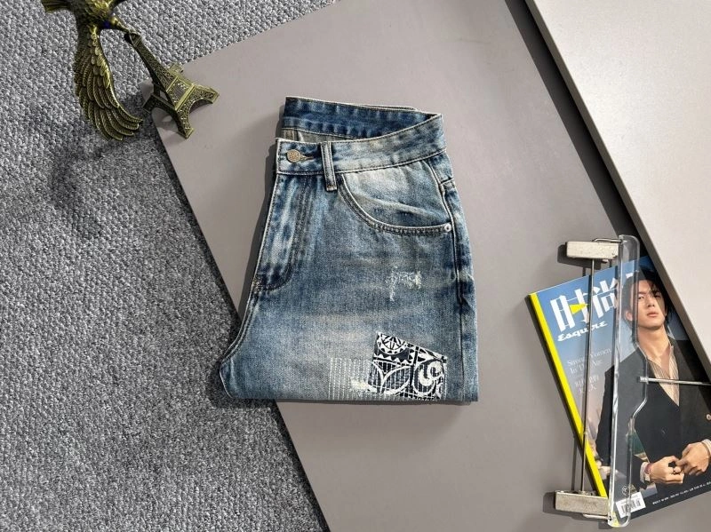 FashionForward Louis Vuitton Jeans 138747