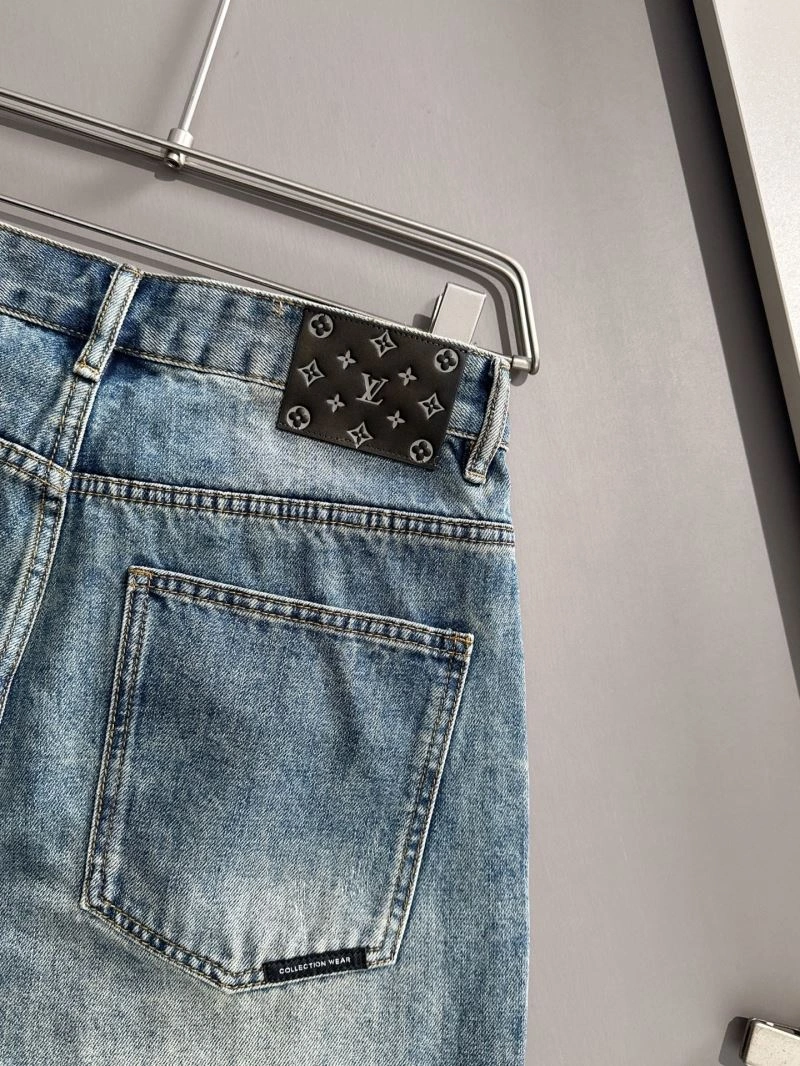 FashionForward Louis Vuitton Jeans 138747
