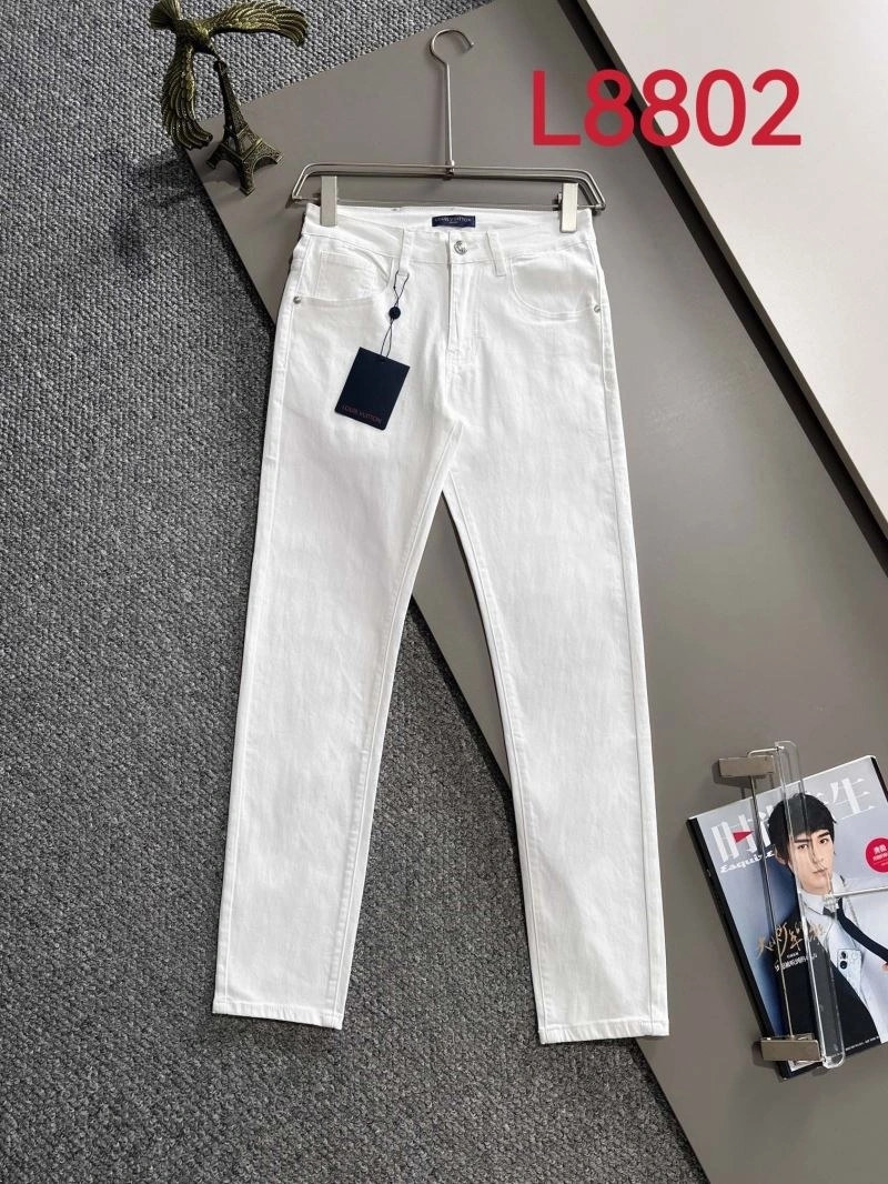 Functional Louis Vuitton Jeans 138729