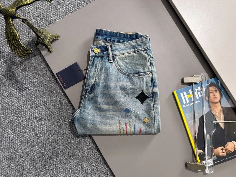 Fashionable Louis Vuitton Jeans 138724