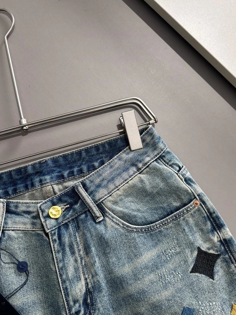 Fashionable Louis Vuitton Jeans 138724