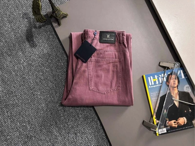UrbanChic Louis Vuitton Jeans 138719