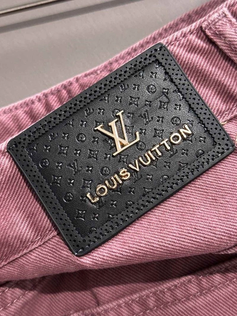UrbanChic Louis Vuitton Jeans 138719