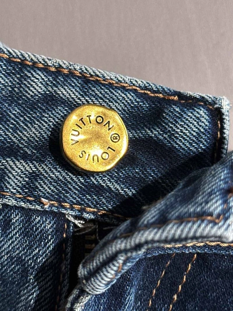 ComfortFit Louis Vuitton Jeans 138712