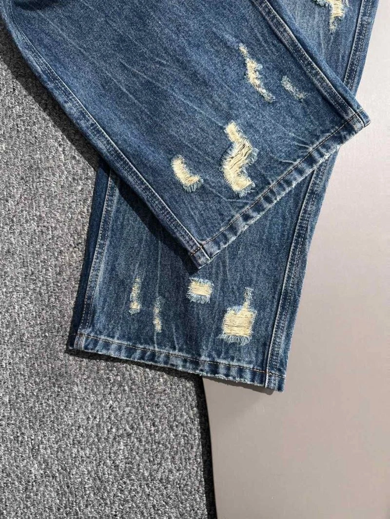 ComfortFit Louis Vuitton Jeans 138712