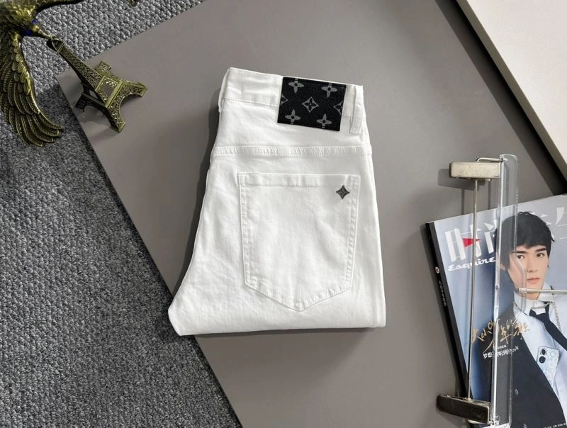 Effortless Louis Vuitton Jeans 138701