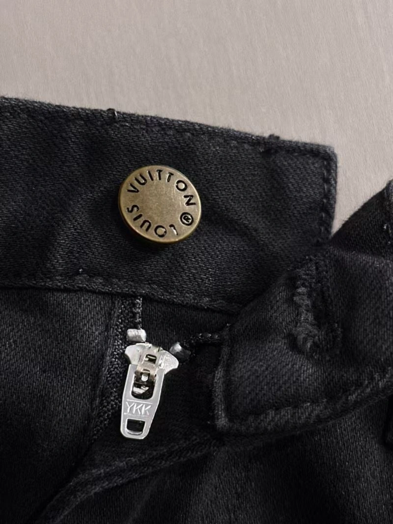 AllSeason Louis Vuitton Jeans 138714