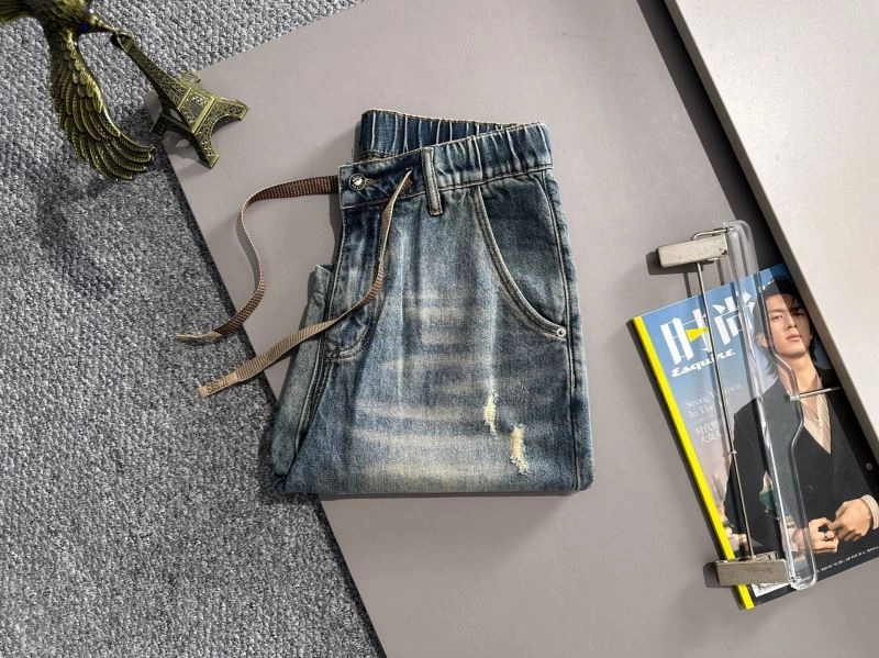 Snug Louis Vuitton Jeans 138706