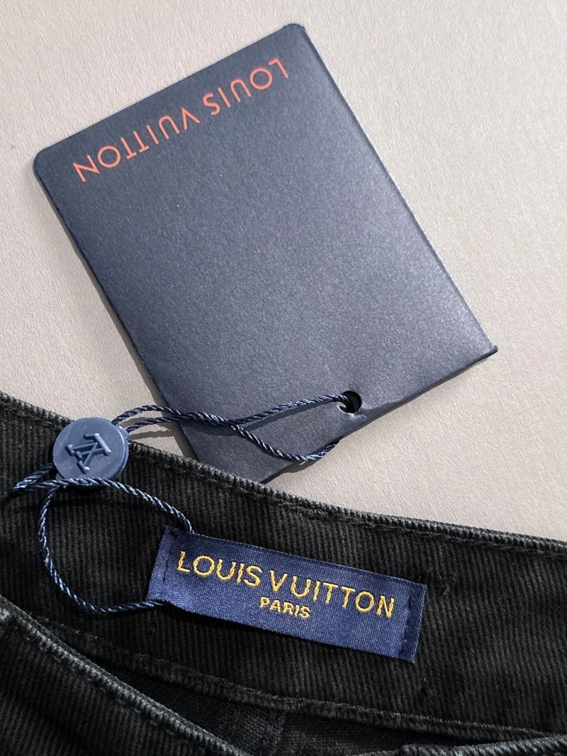 Functional Louis Vuitton Jeans 138697
