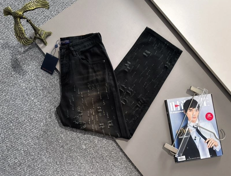 Functional Louis Vuitton Jeans 138697