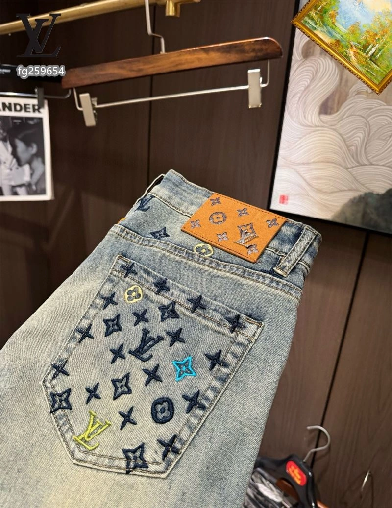 Breathable Louis Vuitton Jeans 139130