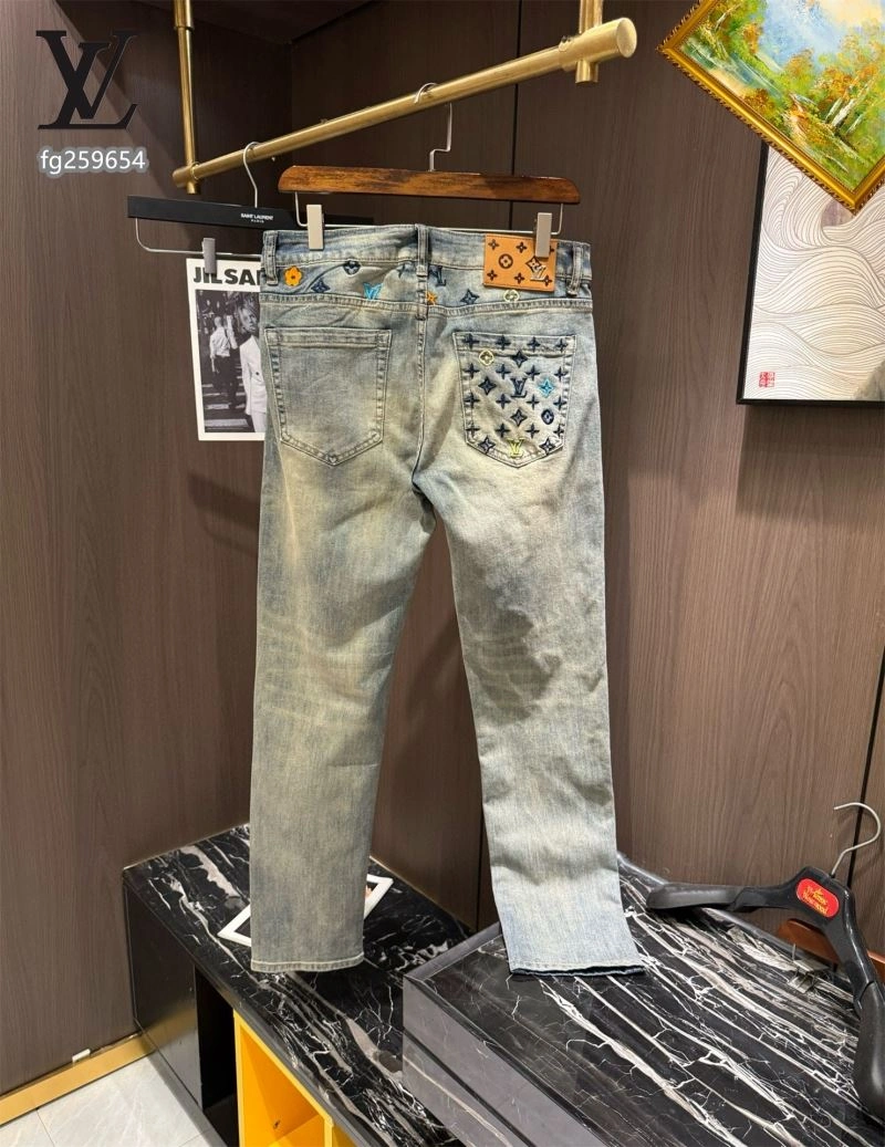 Breathable Louis Vuitton Jeans 139130