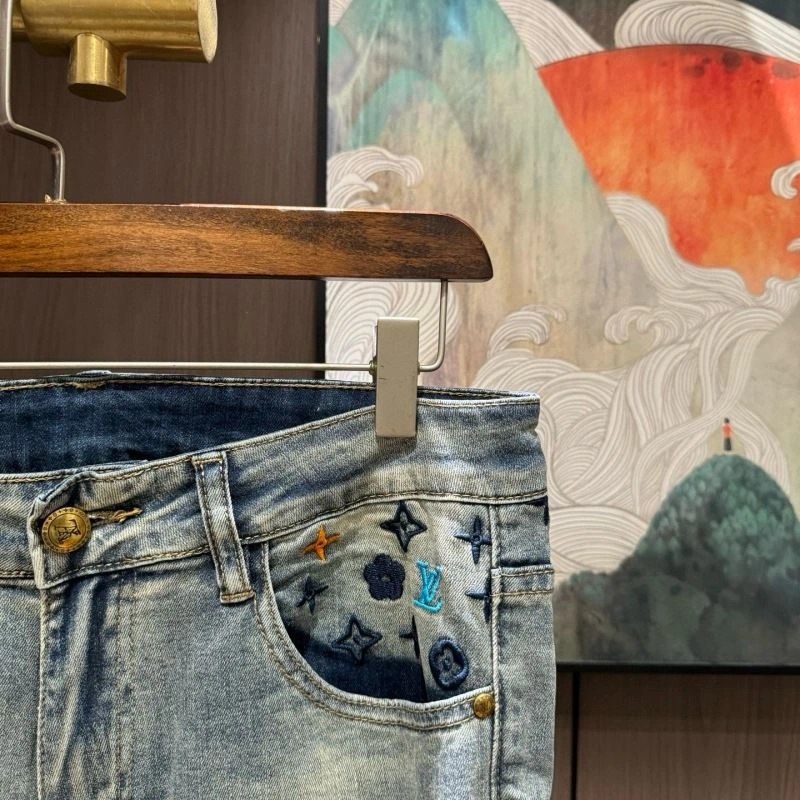 Breathable Louis Vuitton Jeans 139130