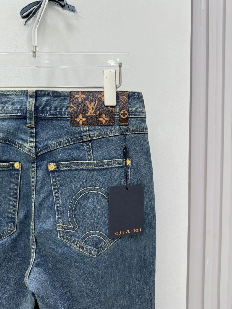 Sustainable Louis Vuitton Jeans 139117