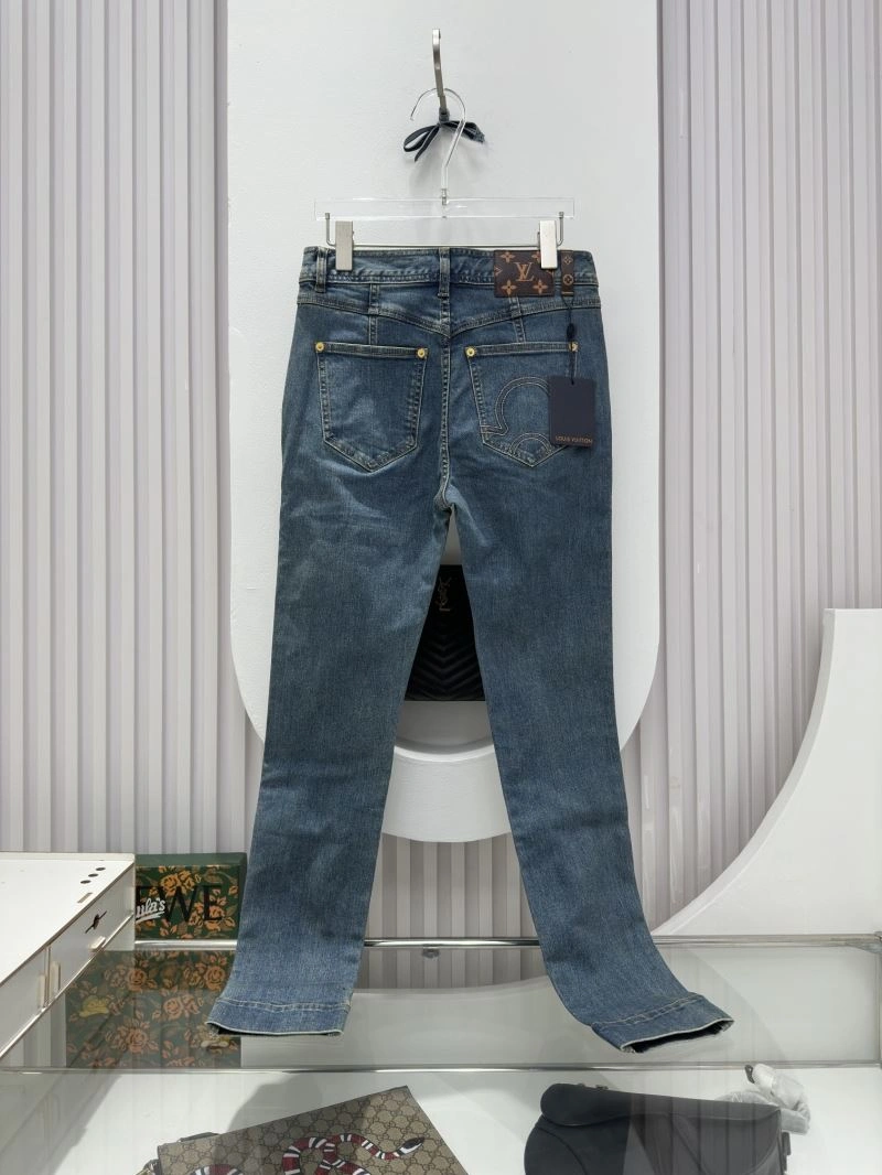 Sustainable Louis Vuitton Jeans 139117