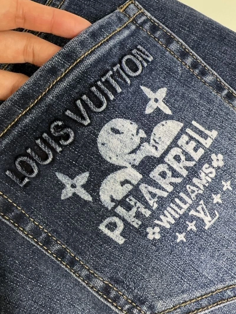 FlexibleFit Louis Vuitton Jeans 137934