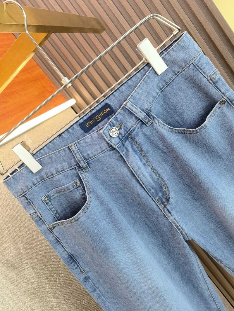 Stylish Louis Vuitton Jeans 137894