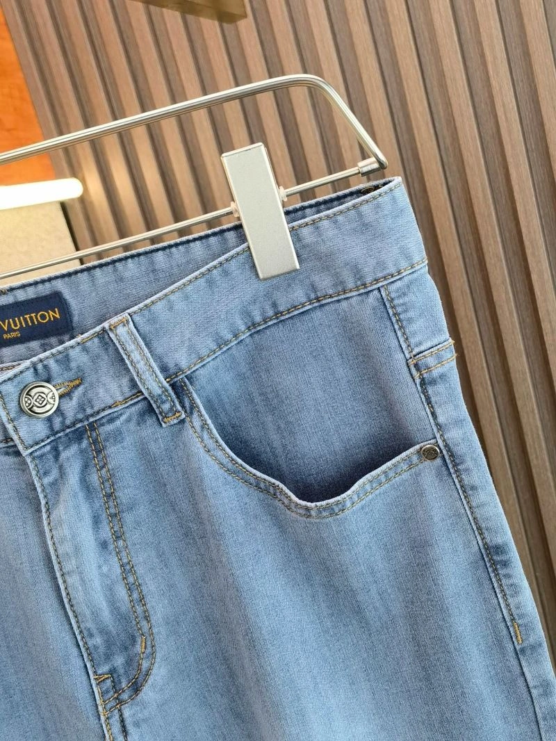 Stylish Louis Vuitton Jeans 137894